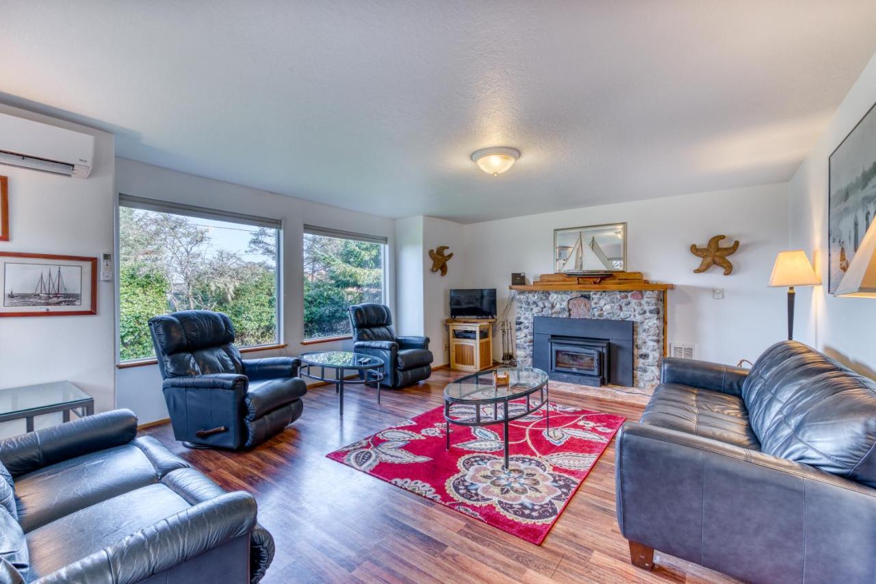Hats House Coos Bay Exterior foto