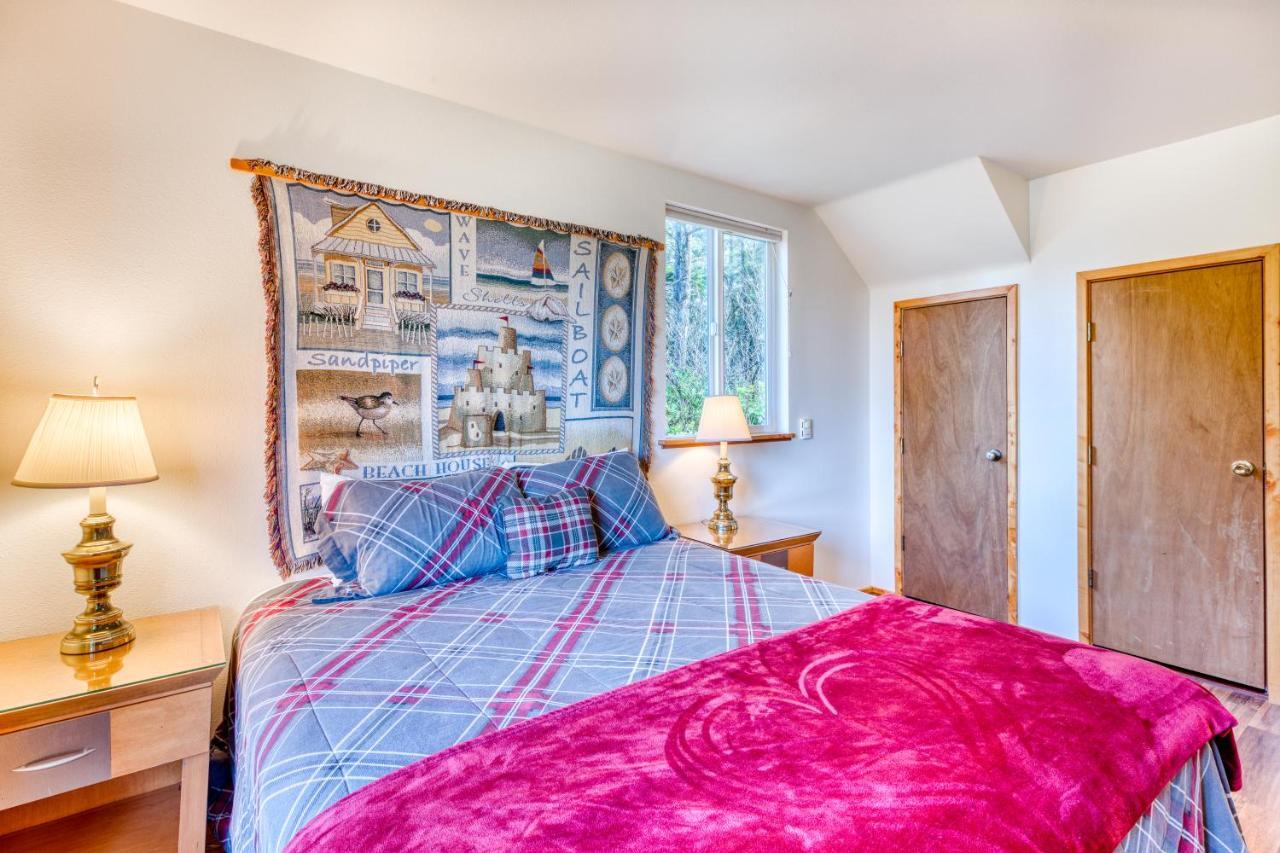 Hats House Coos Bay Exterior foto